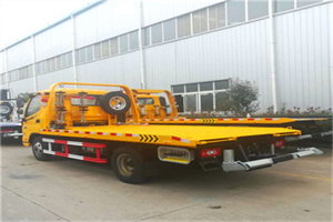 德江附近拖车救援搭电