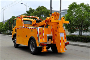 德江高速路拖车费